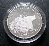 Titanic Gedenkm�nze aus Kiribati 1998